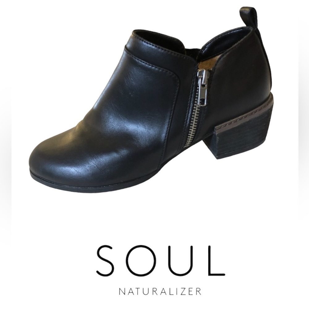 NATURALIZER Nordstrom- Vegan Leather Black Ankle Boots Size W 7.5 🖤